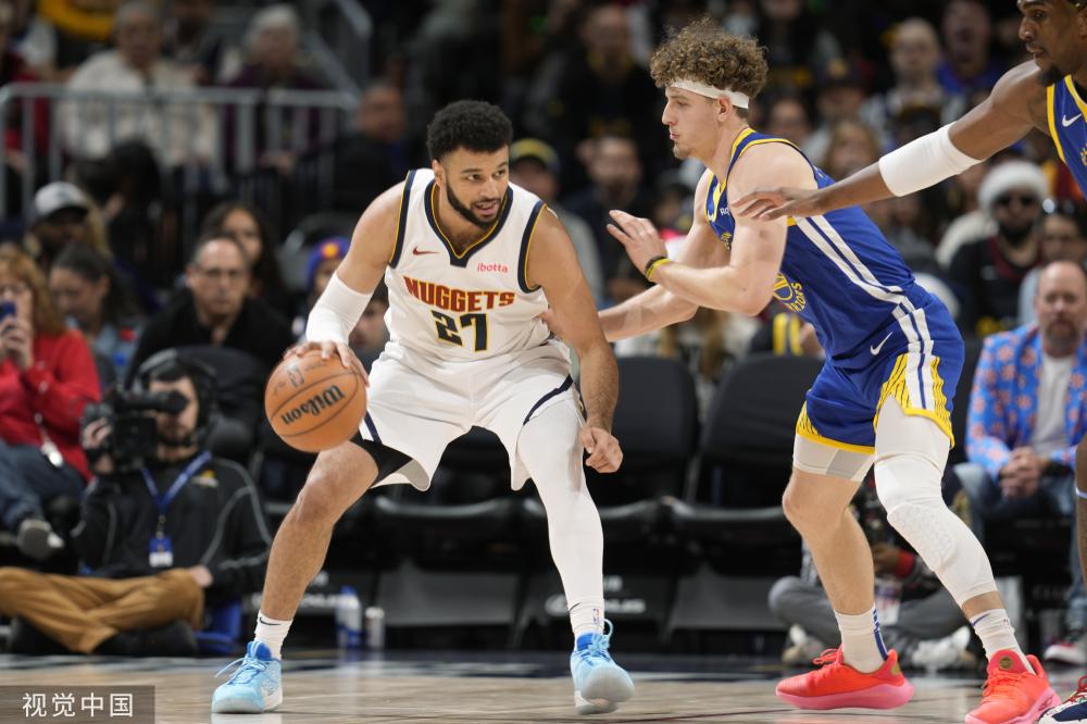 季后赛中掀 季后赛中掀